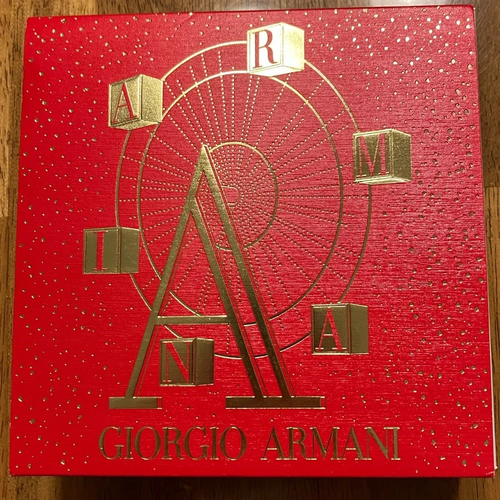 Giorgio Armani Acqua di Gioia Gift Set - Red & Mint - Picture 5 of 6